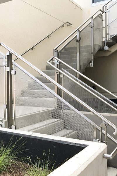 Custom Railing - (24)