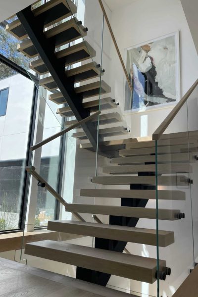 U-Shaped Stairs - 22