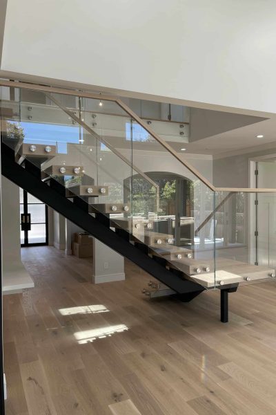 U-Shaped Stairs - 32