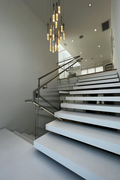 U-Shaped Stairs - 10