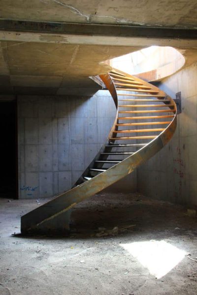 Curved Stairs - 29